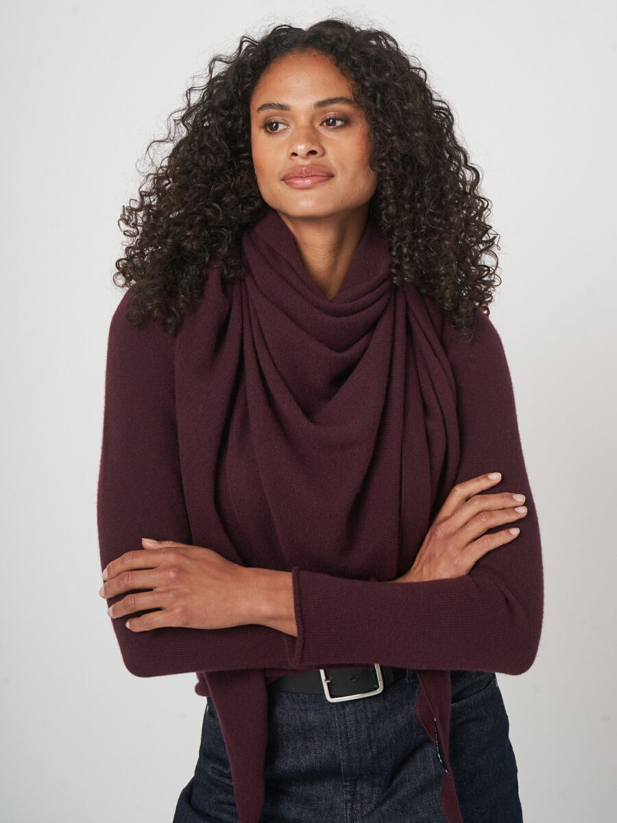 Luxe driehoekige sjaal van organisch kasjmier image number 4