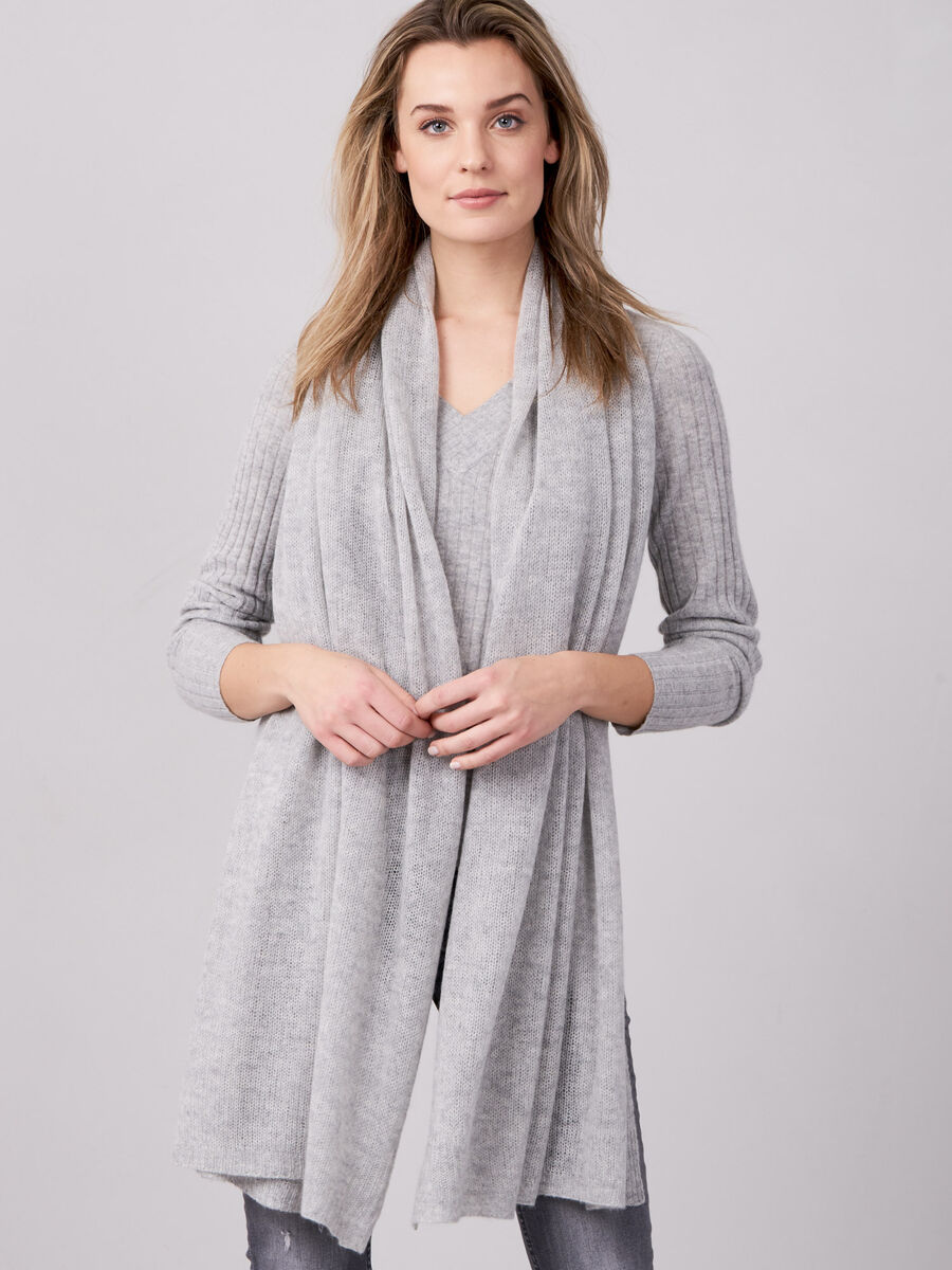 Loose knit organic cashmere scarf with rib details image number 151