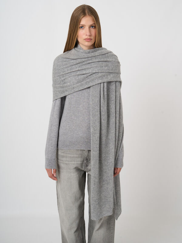 Oversized-Kaschmirschal in lockerem Strick image number 4