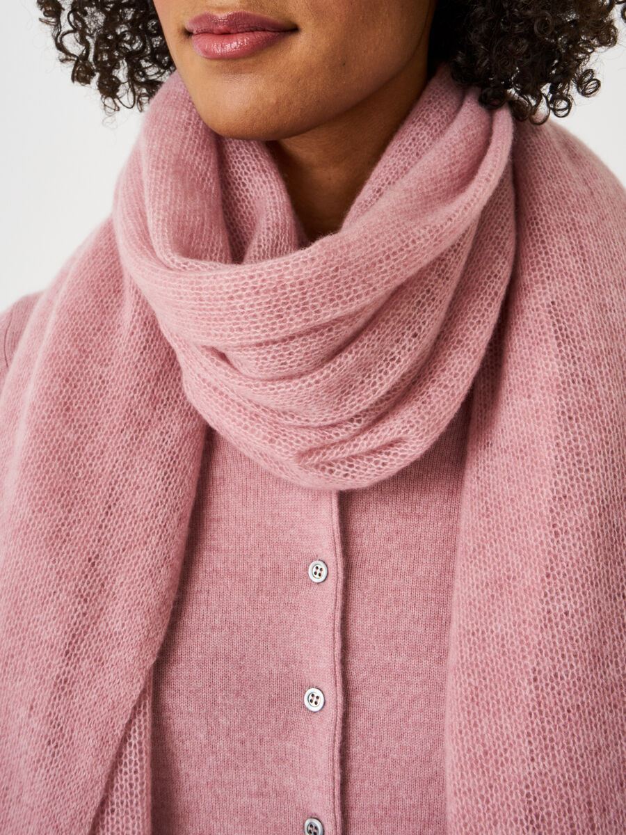Loose knit organic cashmere scarf with rib details image number 160