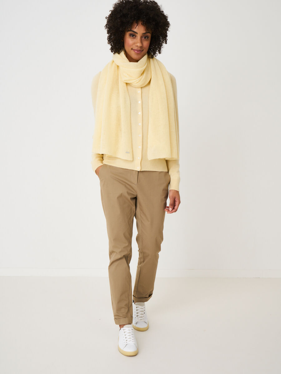 Loose knit organic cashmere scarf with rib details image number 178