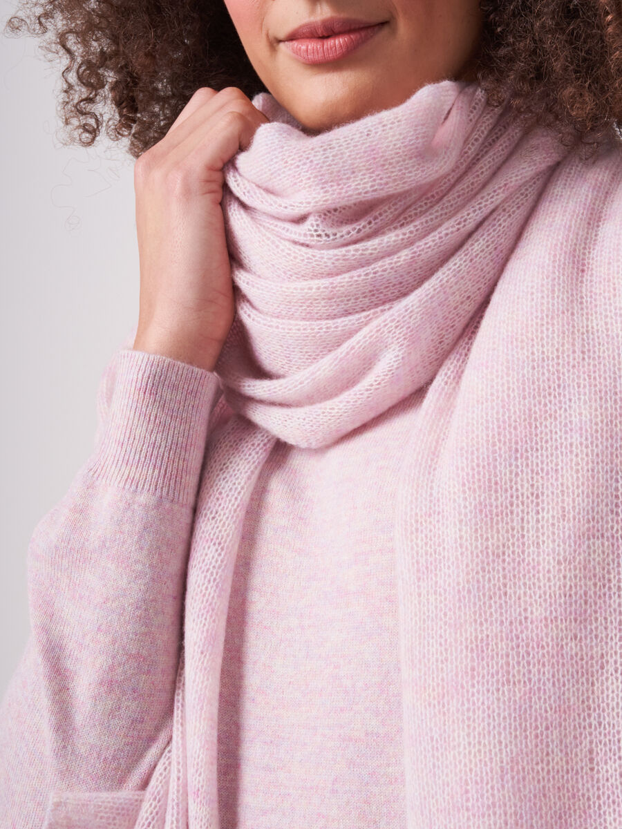 Loose knit organic cashmere scarf with rib details image number 221