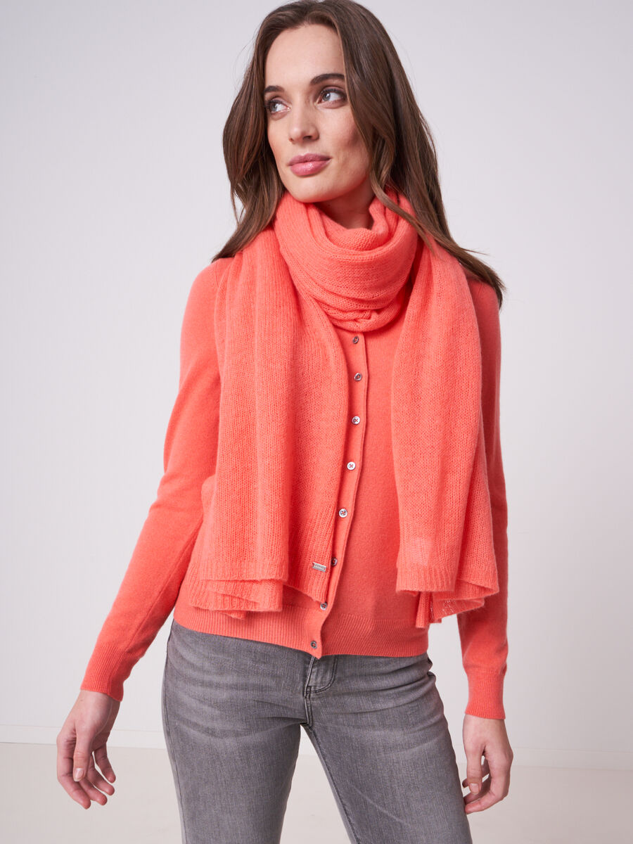 Loose knit organic cashmere scarf with rib details image number 231