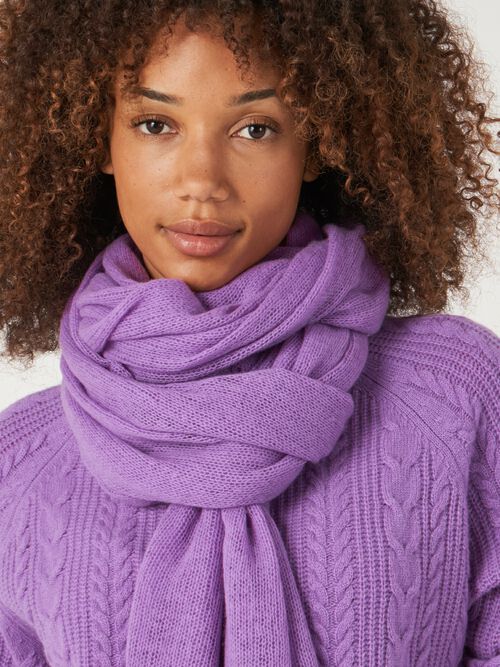 Gro&szlig;er locker gestrickter Schal aus Bio-Kaschmir