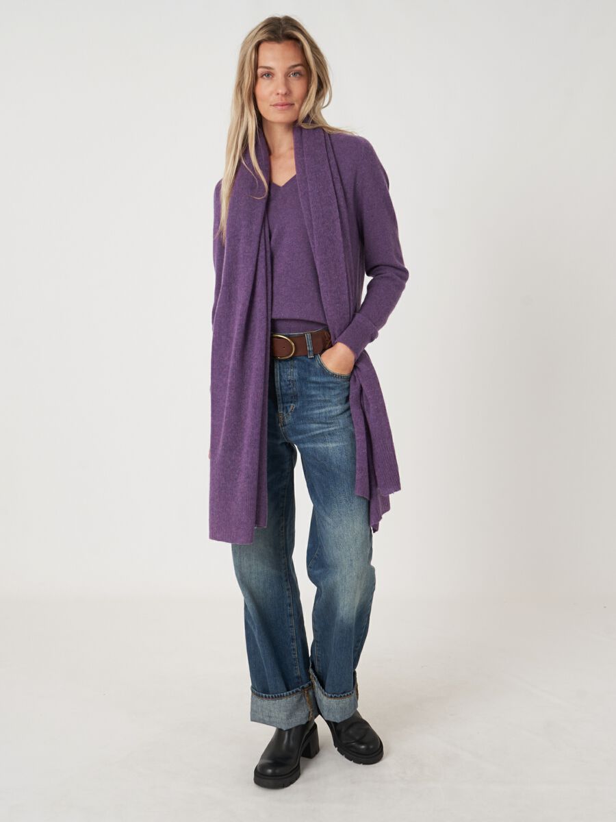 Loose knit organic cashmere scarf with rib details image number 134