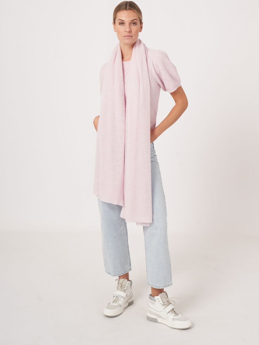 Loose knit organic cashmere scarf with rib details image number 107