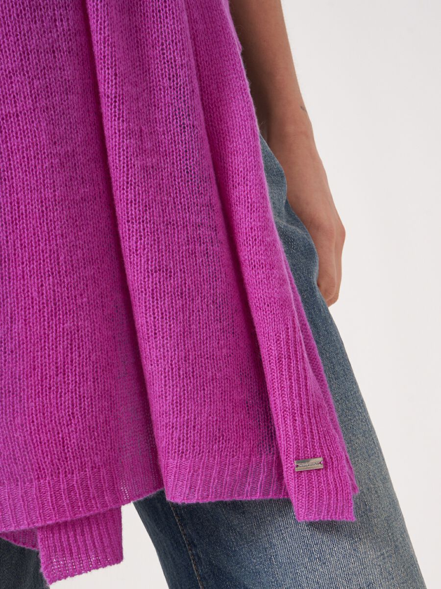 Loose knit organic cashmere scarf with rib details image number 113