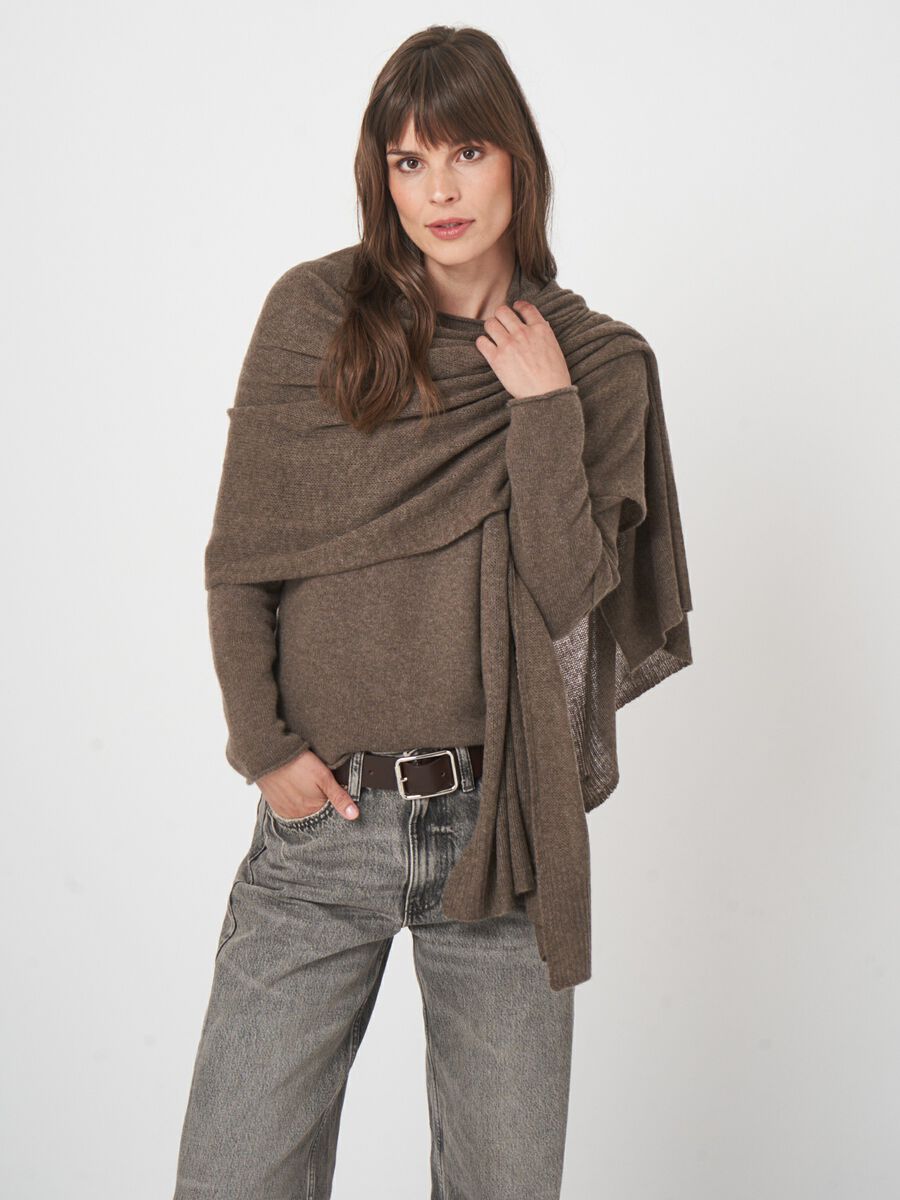 Loose knit organic cashmere scarf with rib details image number 1