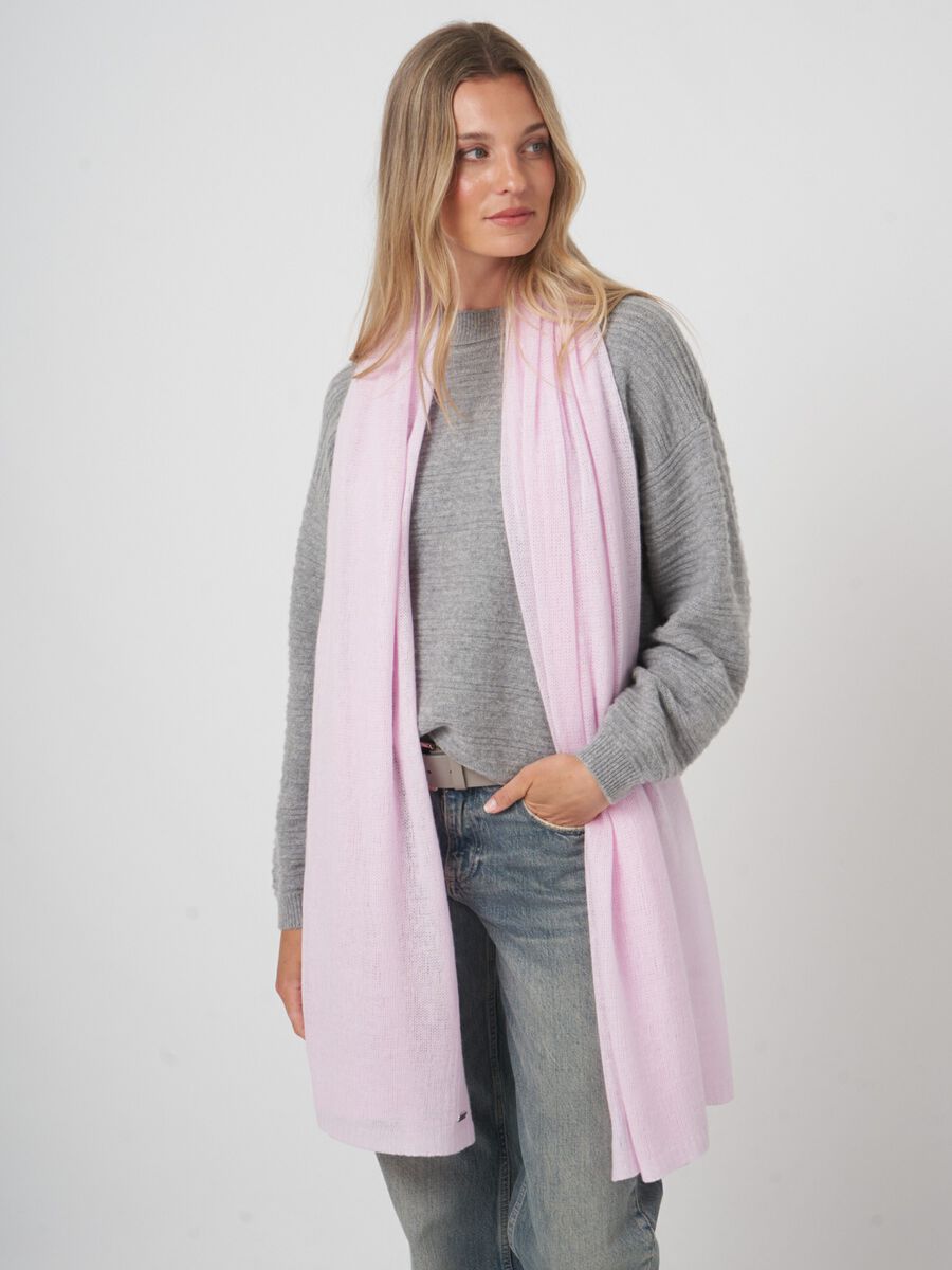 Loose knit organic cashmere scarf with rib details image number 2