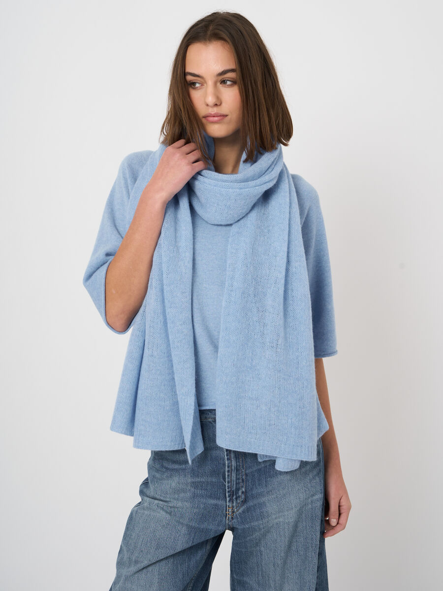 Oversized loose-knit organic cashmere scarf image number 0
