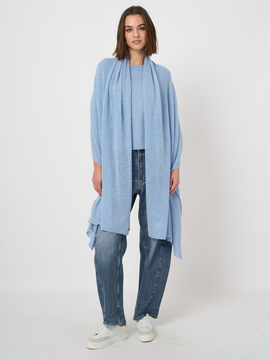 Oversized loose-knit organic cashmere scarf image number 2