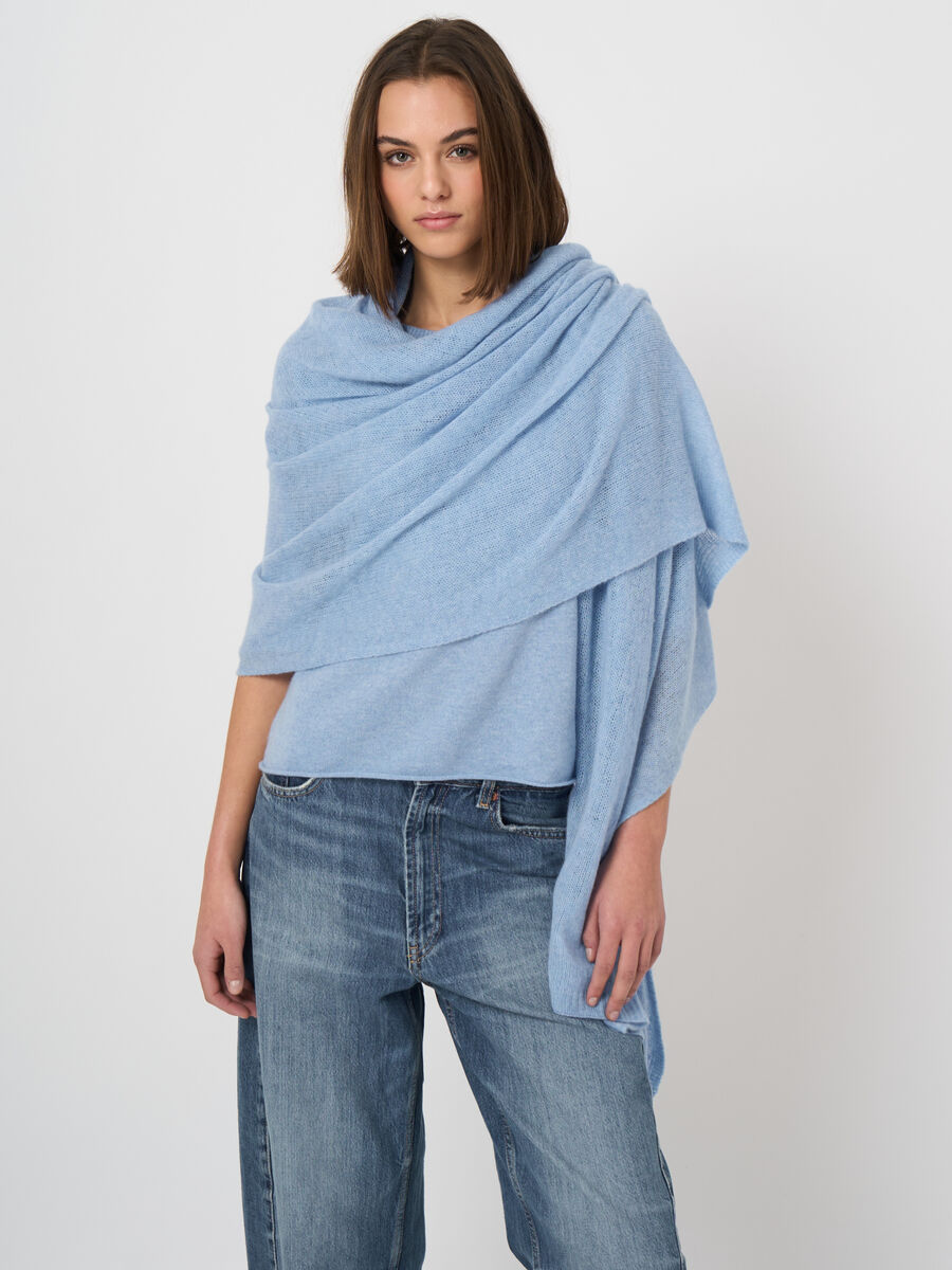 Oversized loose-knit organic cashmere scarf image number 3