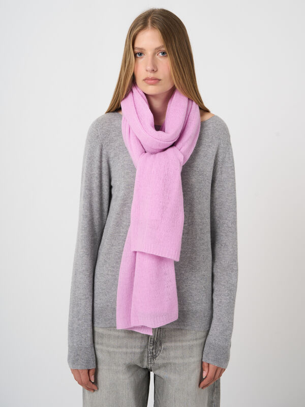 Loose-Knit Cashmere Oversized Scarf image number 2