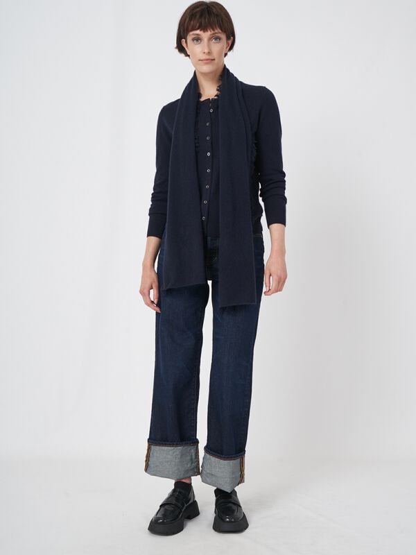 Zachte kasjmier sjaal met franjes - biologisch & elegant image number 2