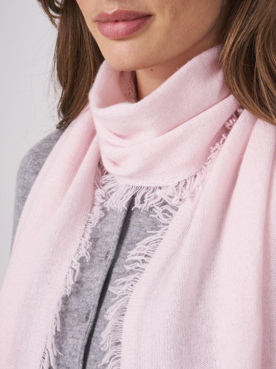 Schal mit Fransen aus Bio-Kaschmir image number 109