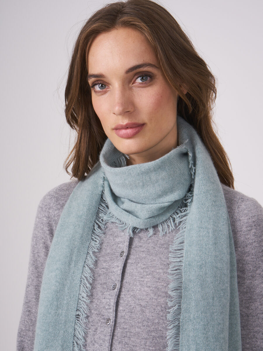 Schal mit Fransen aus Bio-Kaschmir image number 114