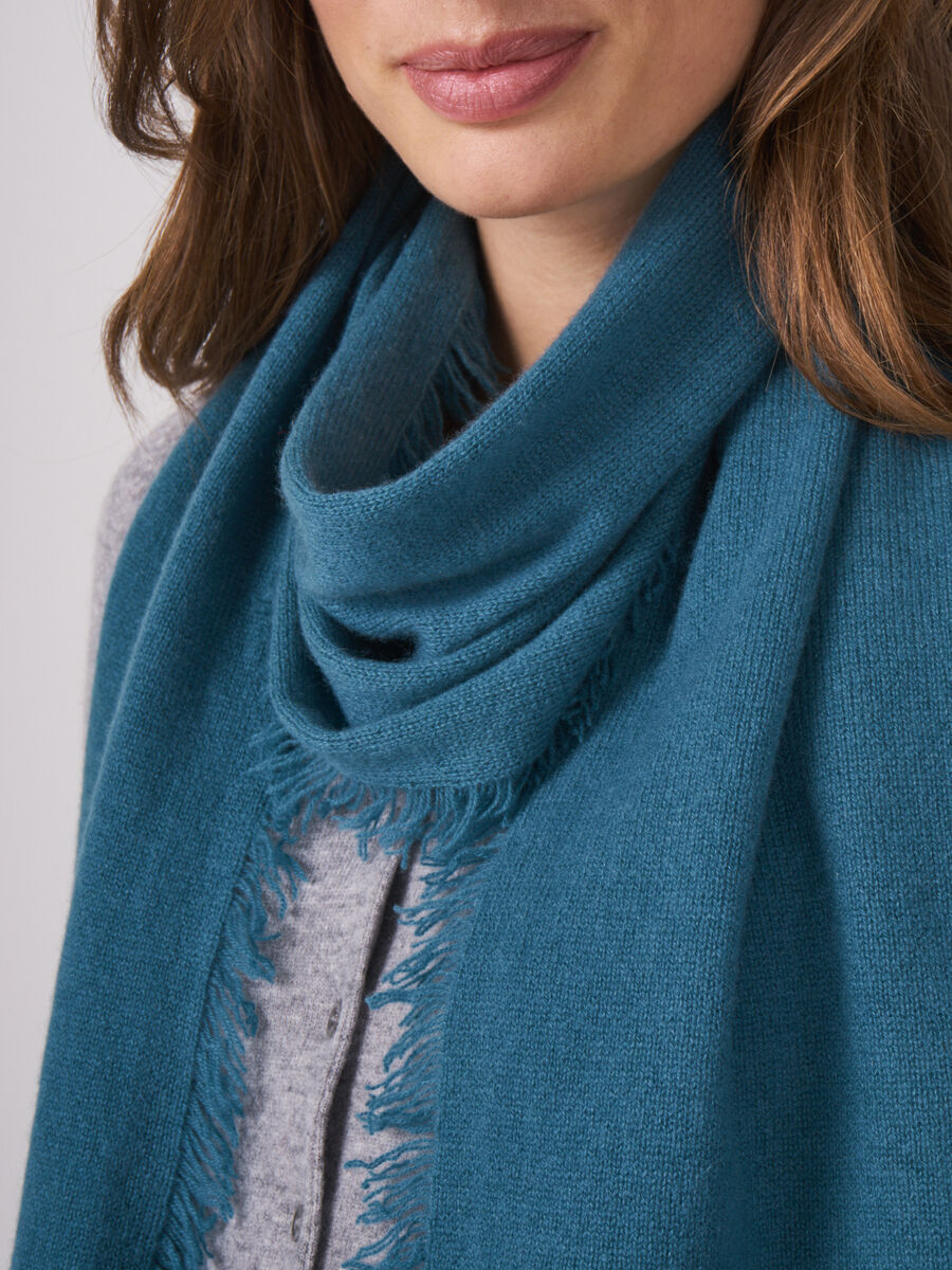 Schal mit Fransen aus Bio-Kaschmir image number 117