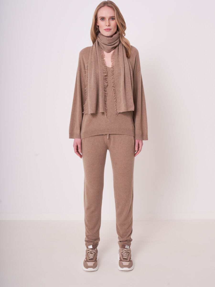 Schal mit Fransen aus Bio-Kaschmir image number 92