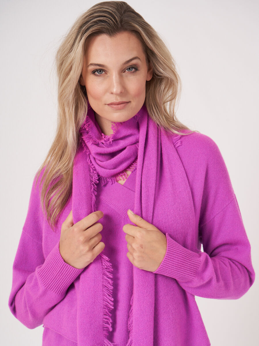 Schal mit Fransen aus Bio-Kaschmir image number 105