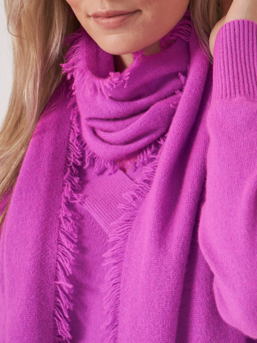 Schal mit Fransen aus Bio-Kaschmir image number 106