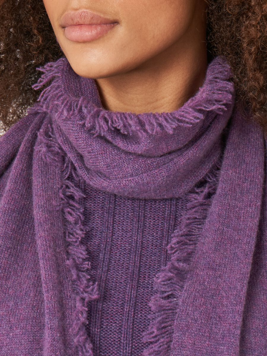 Schal mit Fransen aus Bio-Kaschmir image number 70