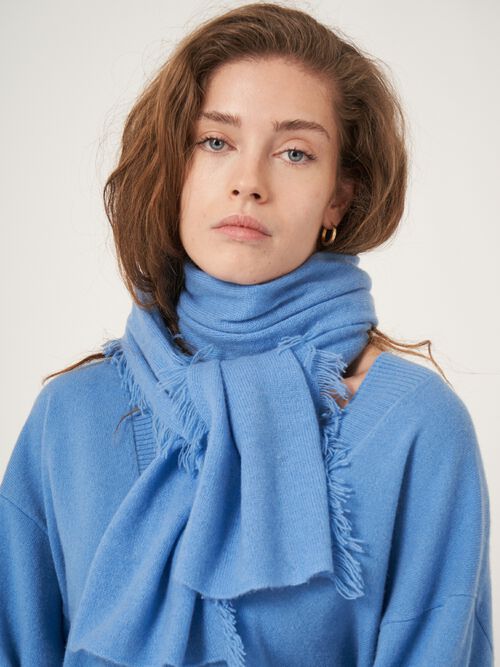 Fringed organic cashmere scarf