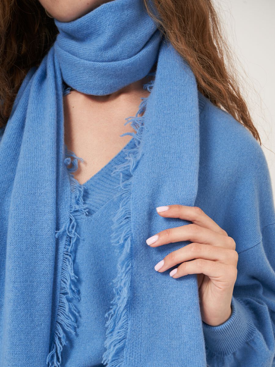 Schal mit Fransen aus Bio-Kaschmir image number 76