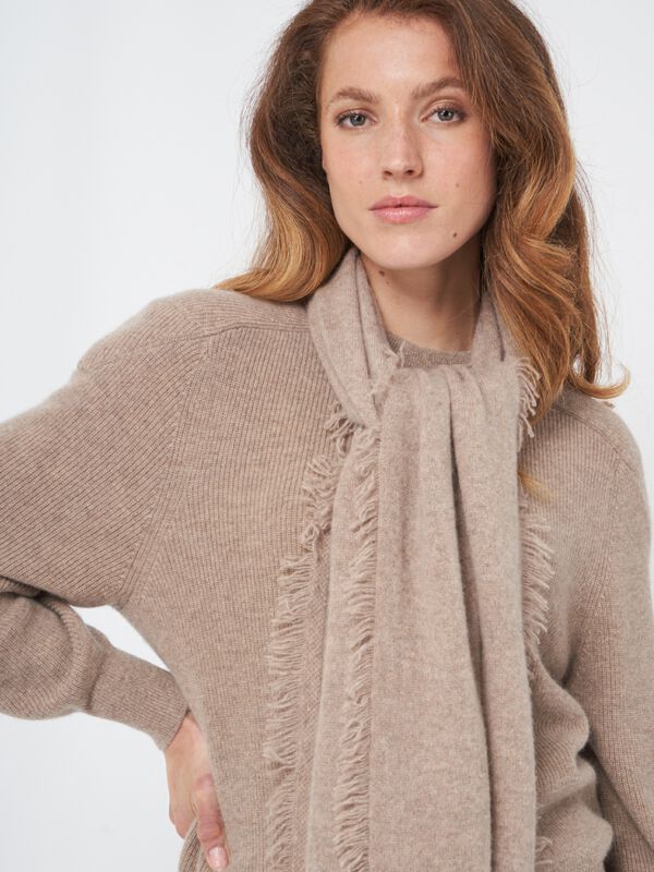 Schal mit Fransen aus Bio-Kaschmir image number 1