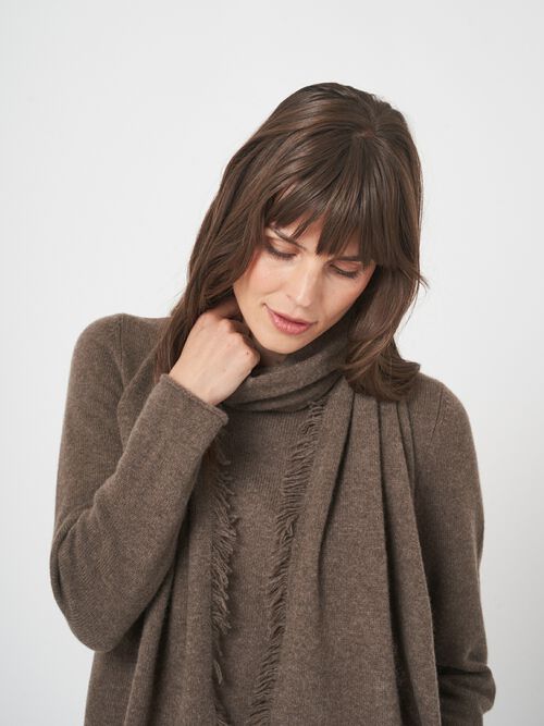 Zachte kasjmier sjaal met franjes - biologisch & elegant