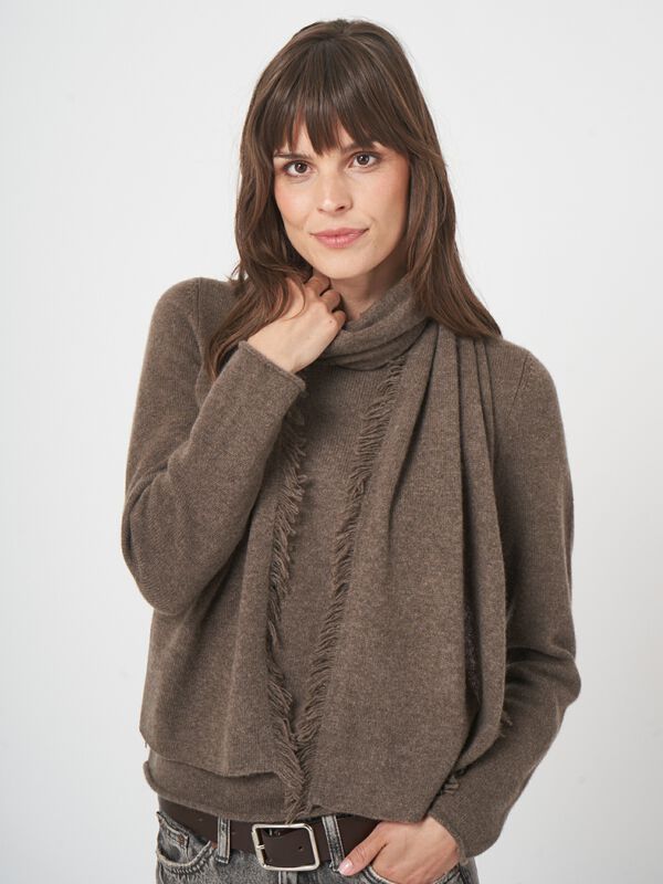 Zachte kasjmier sjaal met franjes - biologisch & elegant image number 4