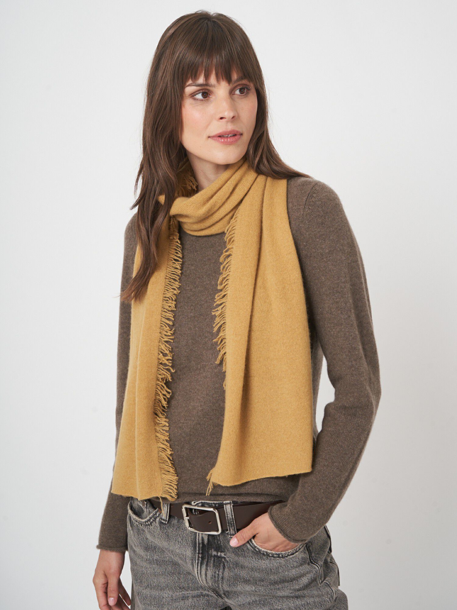 Zachte kasjmier sjaal met franjes - biologisch & elegant afbeelding