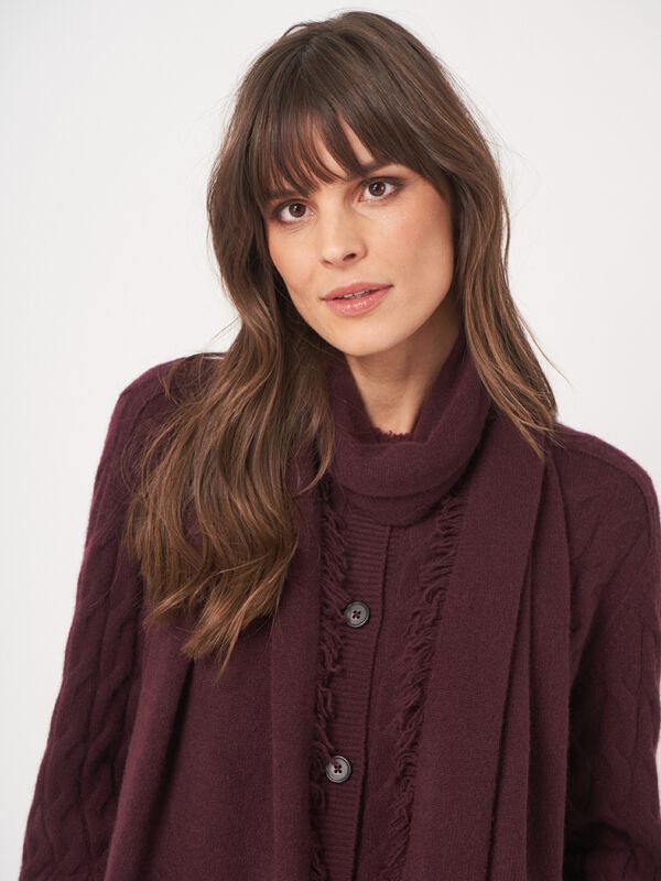 Schal mit Fransen aus Bio-Kaschmir image number 3