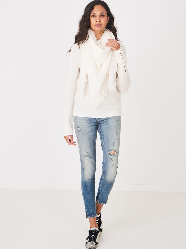 Triangular cashmere scarf with fringes image number 3