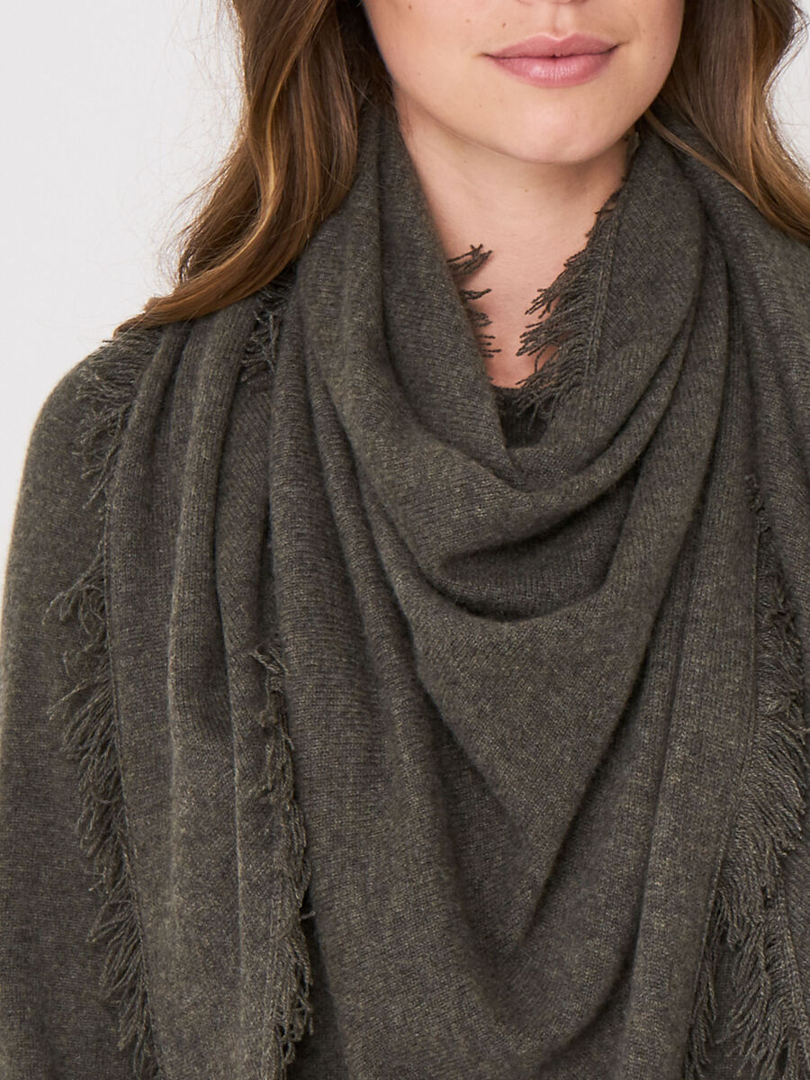 Triangular cashmere scarf with fringes image number 1