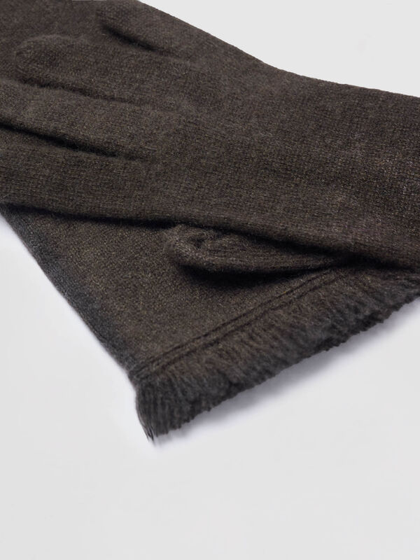 Kasjmieren handschoenen met franjes image number 1