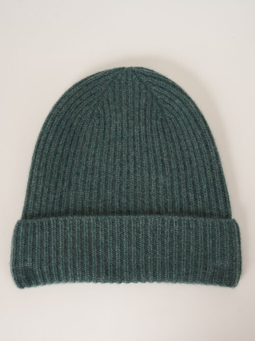Ribbed hat in organic cashmere