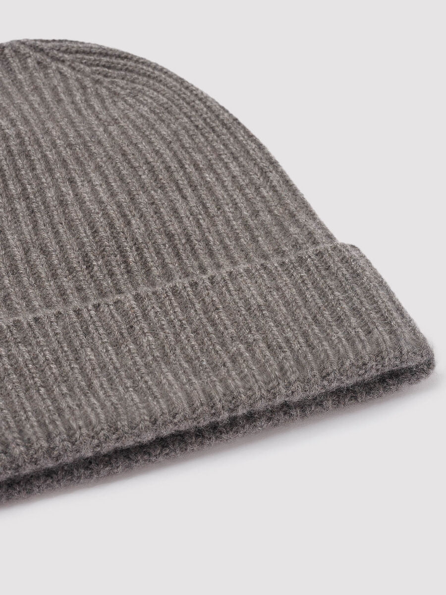 Chunky Rib-Knit Cashmere Hat image number 1