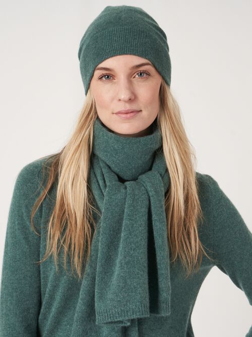 Basic organic cashmere hat