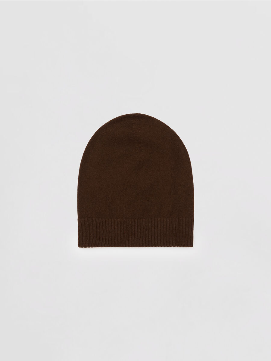 Fine-Knit Cashmere Beanie with Ribbed Brim image number 2
