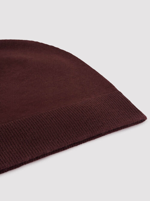 Fine-Knit Cashmere Beanie with Ribbed Brim