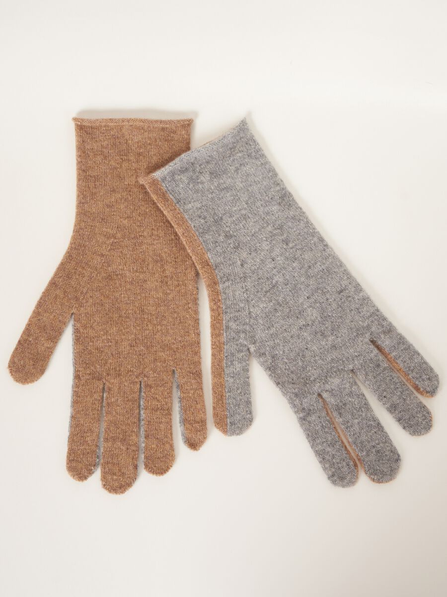 Two tone cashmere gloves image number 0