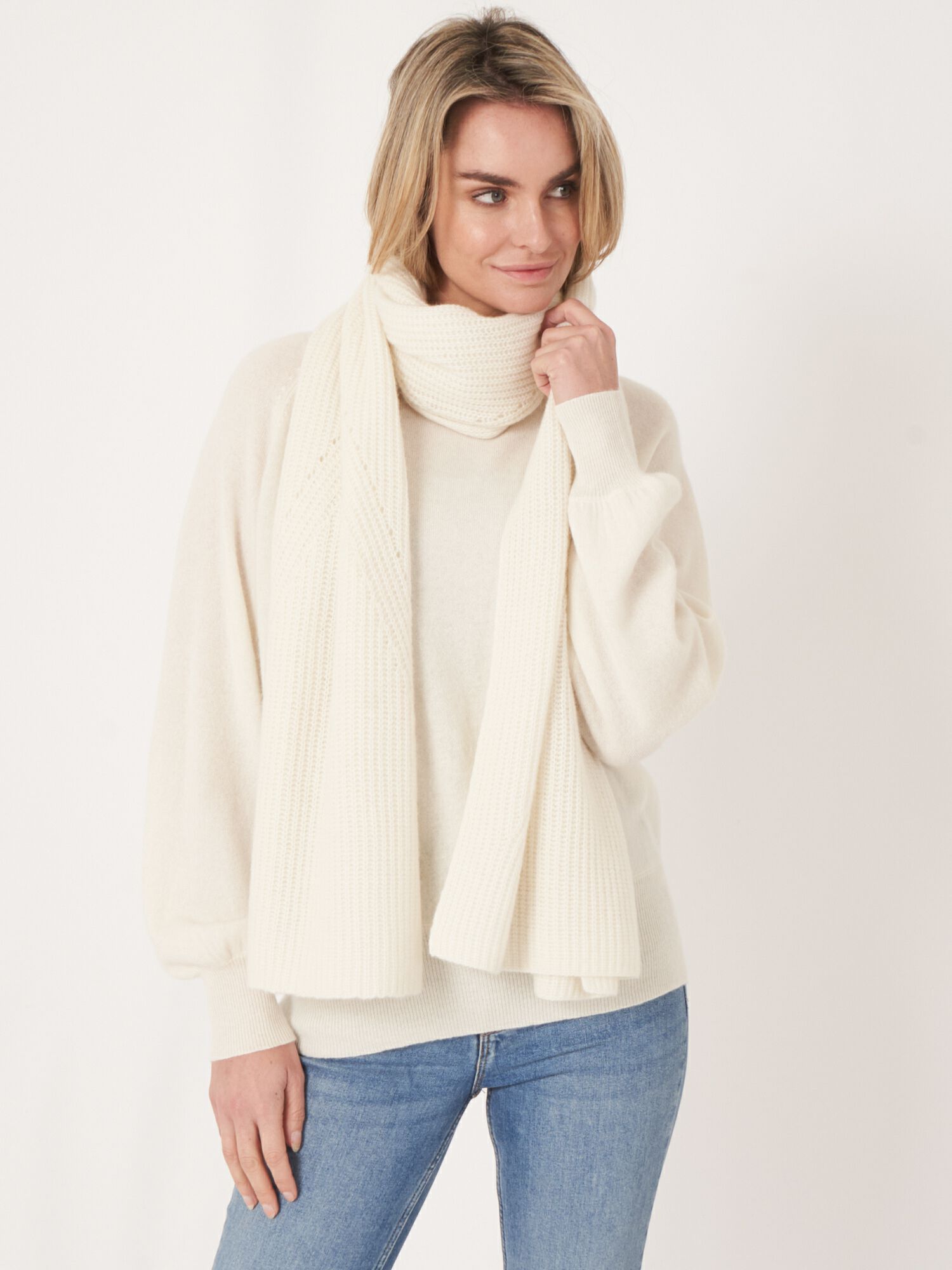 Geribde cashmere sjaal