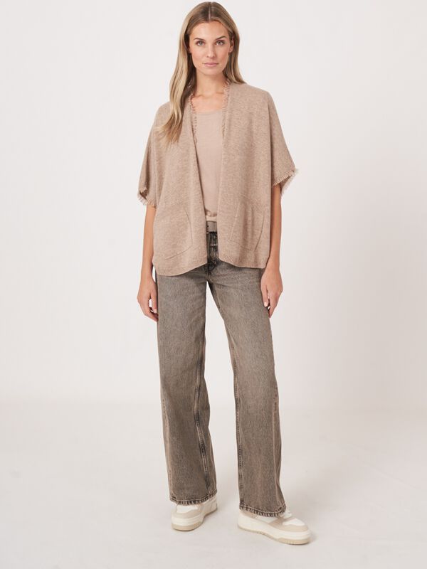 Cape with fringes image number 4