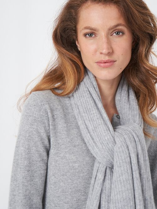 Ribgebreide oversized cashmere sjaal
