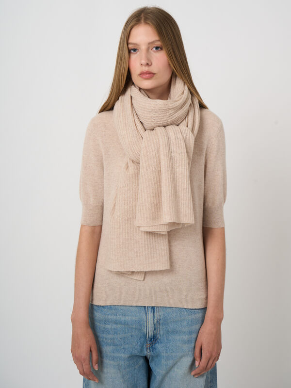 Oversized Rib-Knit Cashmere Scarf image number 0