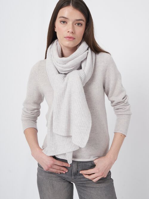 Ribgebreide oversized cashmere sjaal