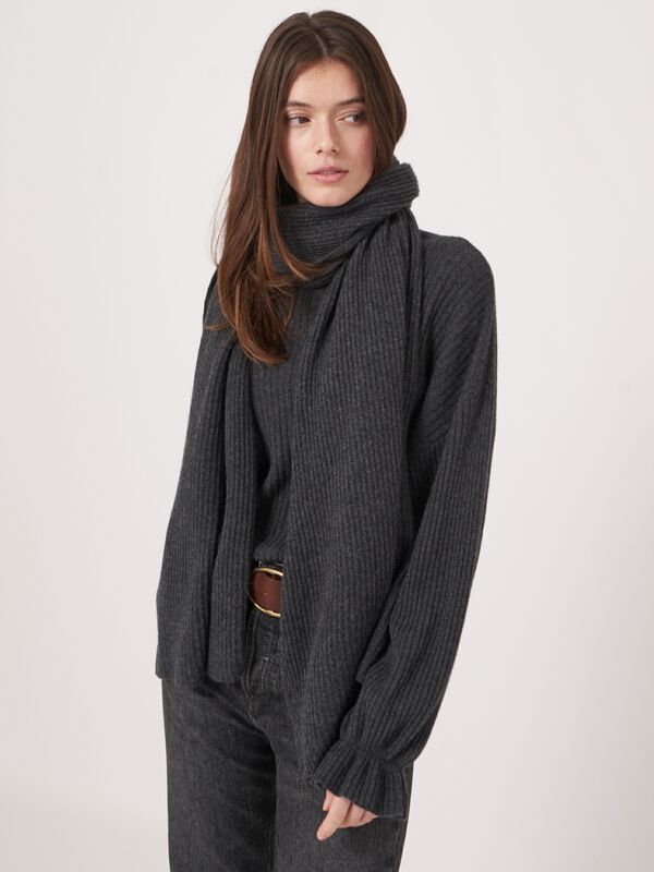 Oversized rib knit cashmere scarf image number 2