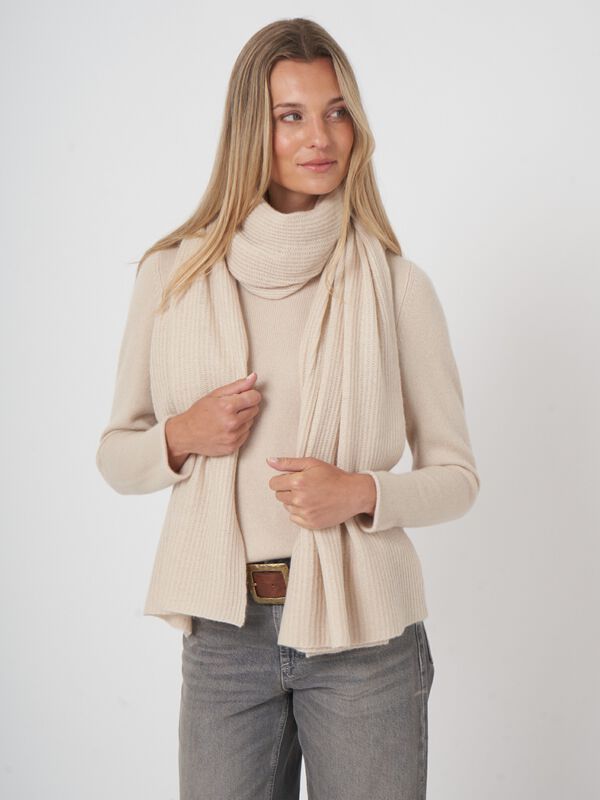 Übergroßer Rippstrick-Kaschmir-Schal image number 1