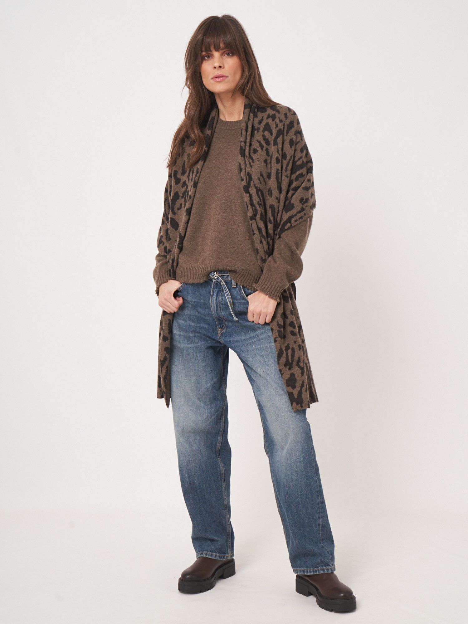 Fijngebreide cashmere sjaal met print afbeelding