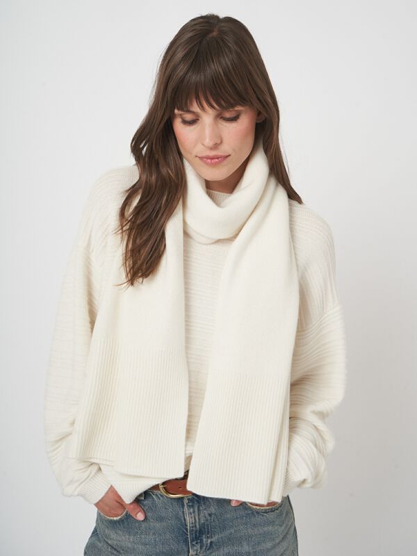 Bio-Kaschmirschal - mittelschwer mit geripptem Rand image number 3